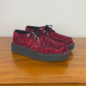 Red leopard T.U.K. Creepers